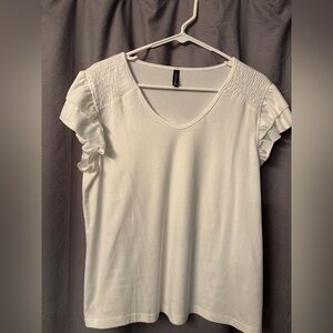 Chic White Ruffled Sleeve Women's Top